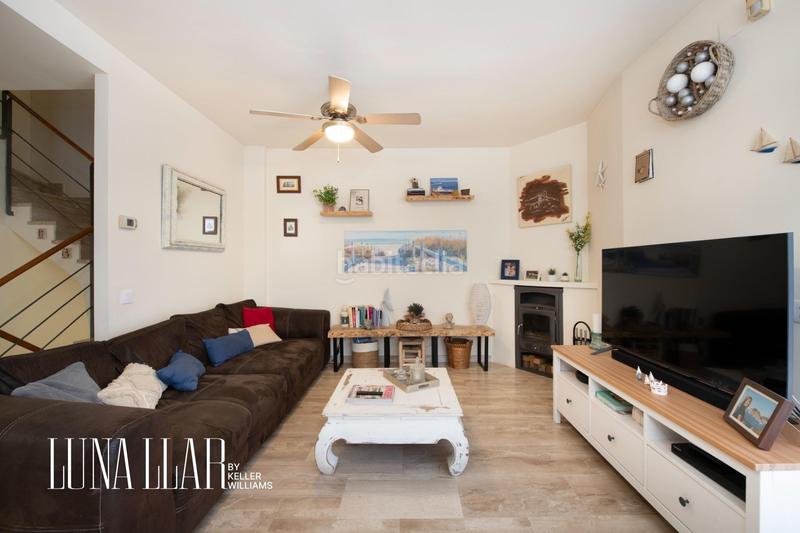 Foto b0324e8d-c080-4f35-8653-220b6337ba84. Casa pareada en Baixador Castelldefels