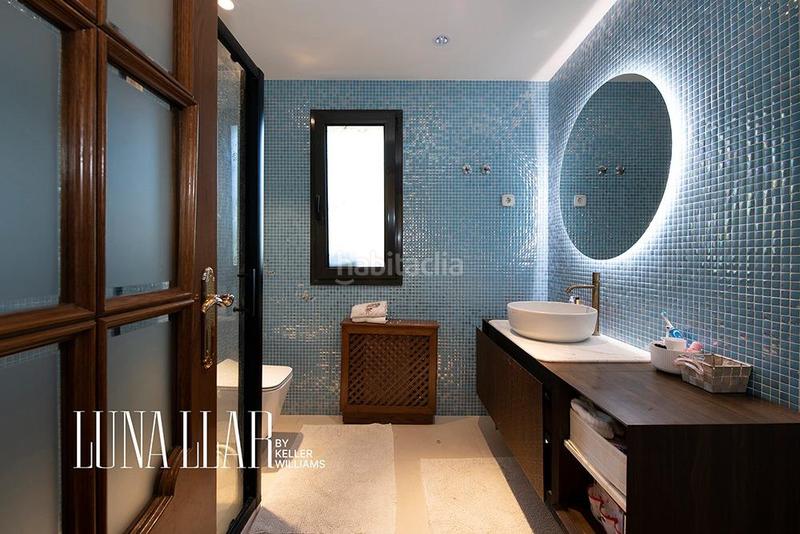 Foto aaa23e27-b88a-4b04-83d5-71010ef05fbb. Casa amb calefacció aparcament a Bellamar Castelldefels