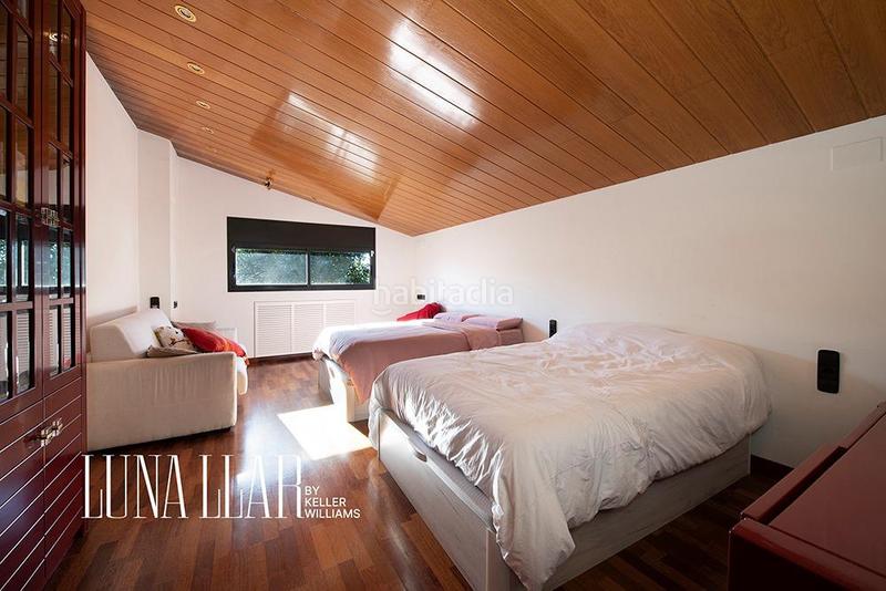 Foto fec5e5c6-87fc-4ce6-a2d1-c395402060b3. Casa amb calefacció aparcament a Bellamar Castelldefels