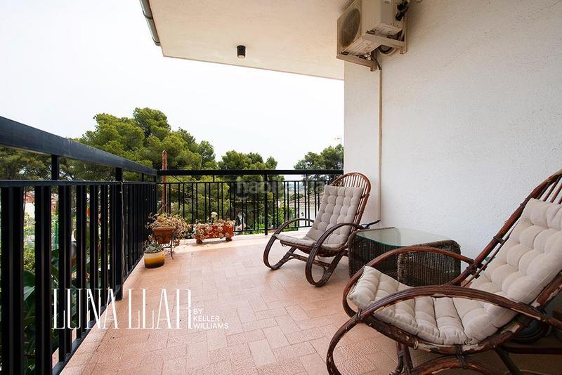 Foto 0af01124-f06c-462c-ae2d-fa61ae7c4f8f. Haus mit heizung parking pool in Montmar Castelldefels