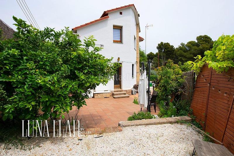 Foto 3ed3c0e2-8f52-492e-a350-dd3bd01e8028. Haus mit heizung parking pool in Montmar Castelldefels