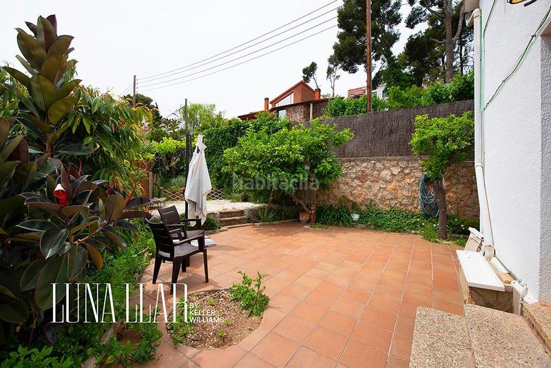 Foto ebe8f9ec-c609-4fde-89cb-eedbb7a4678e. Haus mit heizung parking pool in Montmar Castelldefels