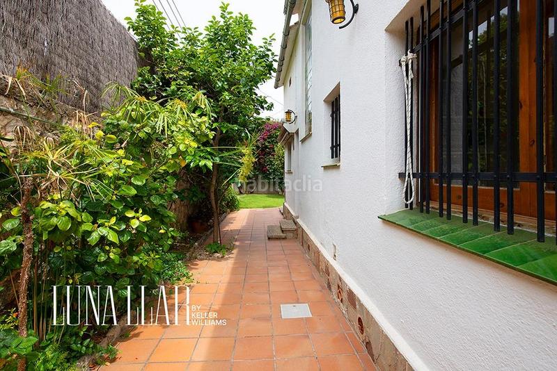 Foto 423155bf-e129-45b8-bcbe-b3d3b95c48cc. Maison avec chauffage parking piscine dans Montmar Castelldefels