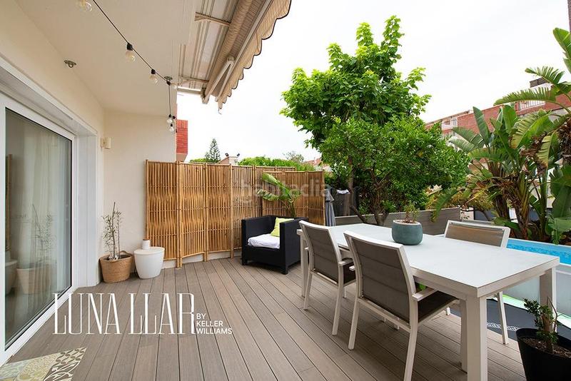 Foto 3f3d12b0-10e4-4289-9e35-98ecc91b6e90. Casa adosada en Can Bou Castelldefels