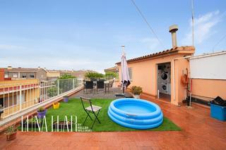 Casa adossada a Passeig Maragall