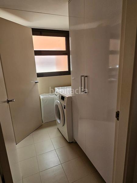 Foto 48899ce4-552a-4217-a371-e20af1df9ae8. Location appartement avec parking dans Gava Mar Gavà