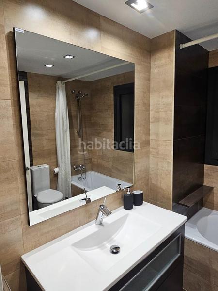 Foto 7e6a8ec4-78e9-4549-8a22-c3129c028719. Location appartement avec parking dans Gava Mar Gavà