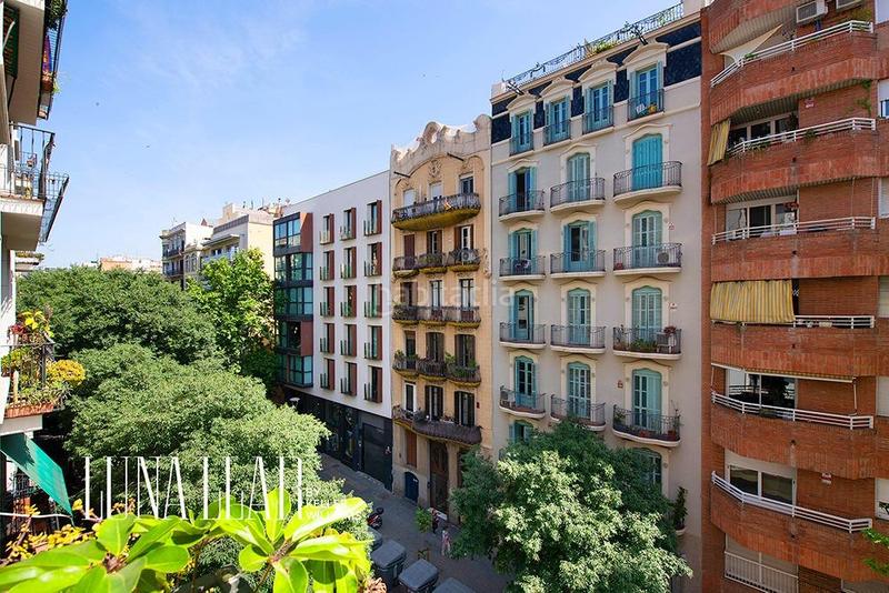 Foto 980d0325-f17e-4202-9353-0c4bfea566f7. Piso en Sant Antoni Barcelona