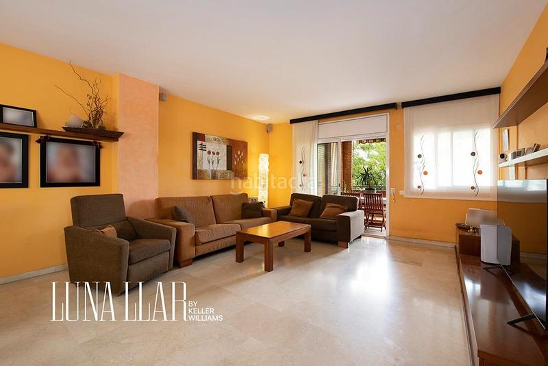Foto f0de0c23-ab2e-4faa-a2d5-9fb29eb6f6d2. Appartement avec chauffage parking dans Centre-Estació Gavà