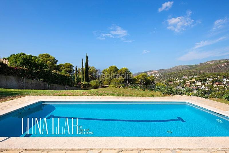 Foto b8ed115b-7544-428d-ad4d-bb1145540fa8. Casa amb calefacció aparcament piscina a Bellamar Castelldefels