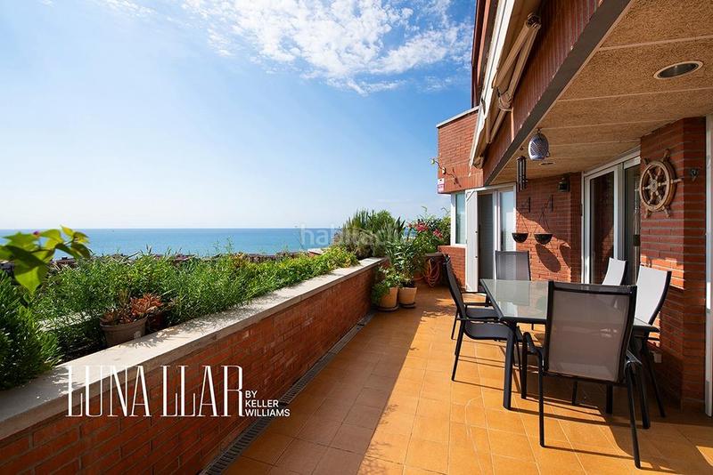 Foto 12cddbca-96c1-45fe-ac0a-c5302014e5bd. Attico con riscaldamento parcheggio piscina in les botigues de Sitges Sitges