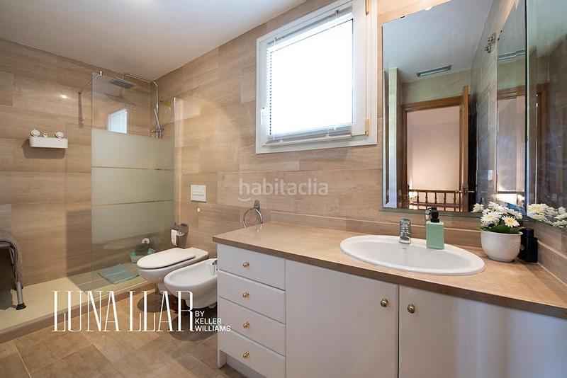 Foto 4ae76ea0-997e-4812-b4e9-0e7906125709. Attique avec chauffage parking piscine dans les botigues de Sitges Sitges