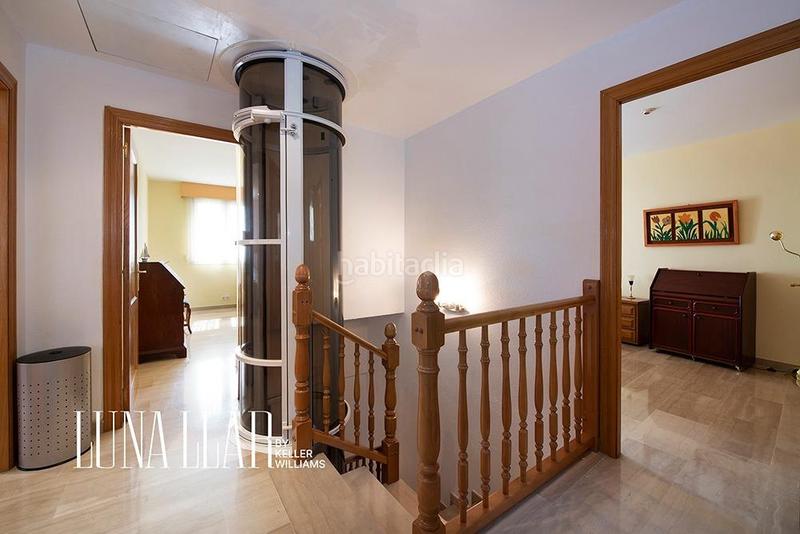 Foto 9a763b83-4a3c-41d8-abcc-ccc28808c575. Penthouse with heating parking pool in les botigues de Sitges Sitges
