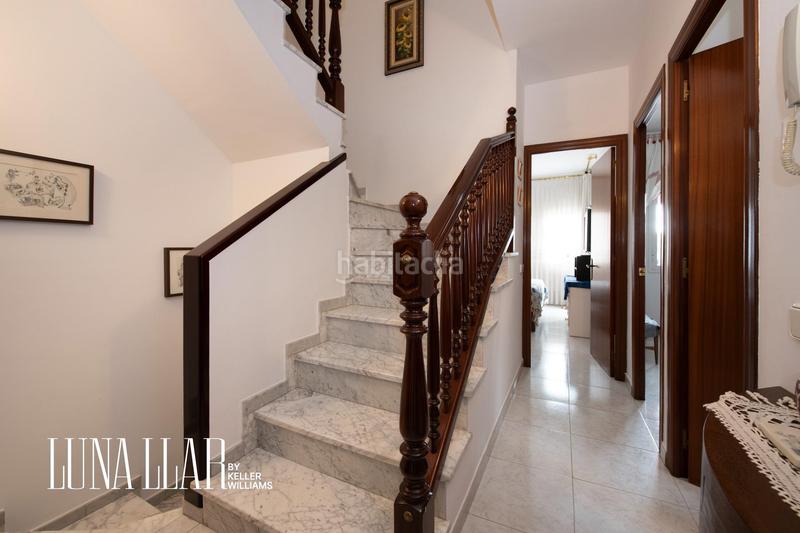 Foto 11d428a3-d562-4382-acf1-fa9b3af04037. Casa a schiera con parcheggio in Centre-Estació Gavà