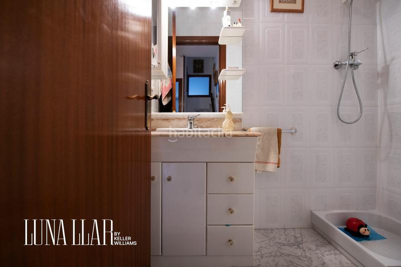 Foto 62e3b07f-fe83-419d-9def-f89e6fe1b96d. Casa a schiera con parcheggio in Centre-Estació Gavà