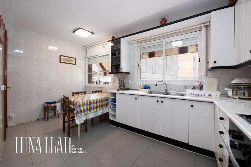 Foto 6854d71a-047b-4f2a-9d99-6a238691d309. Casa a schiera con parcheggio in Centre-Estació Gavà