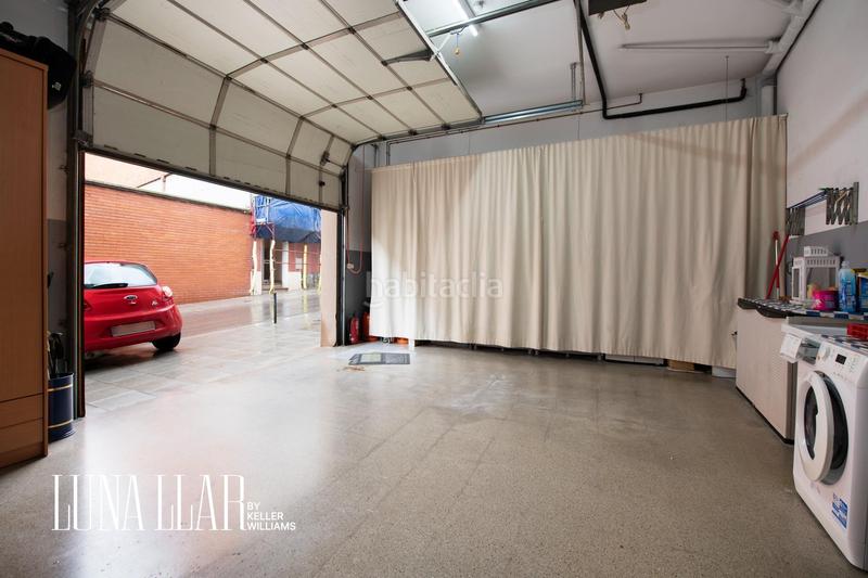 Foto eeb092ee-55e6-4dcb-a767-7cfaf31cd19c. Casa a schiera con parcheggio in Centre-Estació Gavà