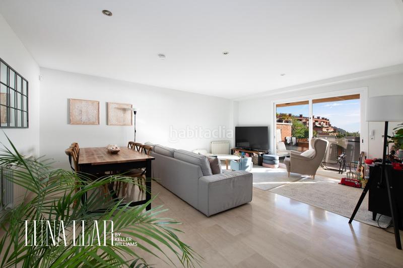 Foto 193eb6a1-6373-42c4-a165-0149ad04d4ae. Ático  dúplex con vistas al mar en les botigues de Sitges Sitges