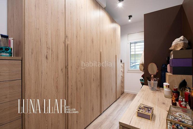 Foto f12926c4-0dd8-4ee2-8961-d8b224e837c0. Casa a schiera con riscaldamento parcheggio in Passeig Maragall Gavà