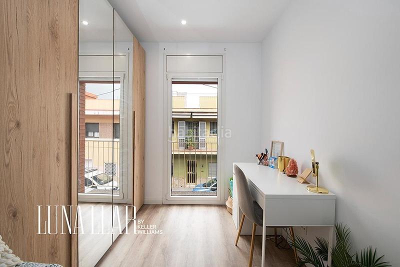 Foto c28887a3-59be-45a1-a69f-e6e52e25dd3c. Casa adossada amb calefacció aparcament a Passeig Maragall Gavà