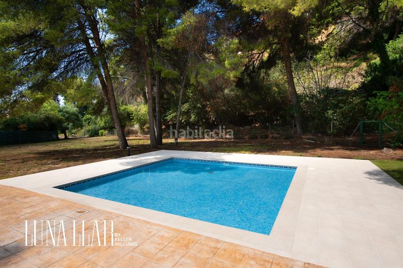 Foto 79cd0e0f-2f92-40bf-8768-fd9ea4bc7403. Attico con parcheggio in les botigues de Sitges Sitges