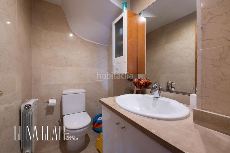 Foto 90020623-64df-469a-bc79-e676431e5ae8. Attico con parcheggio in les botigues de Sitges Sitges