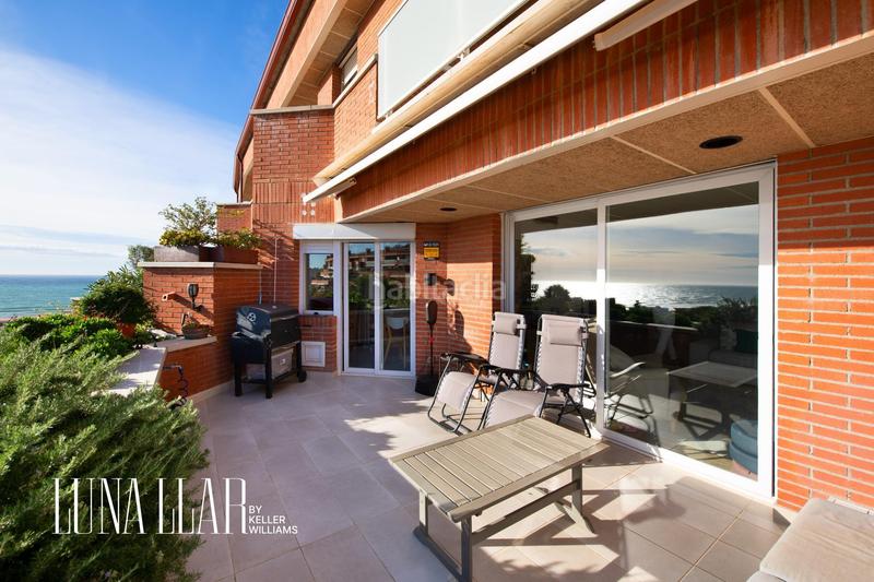 Foto 902c38bd-d6b5-4ef6-975c-463d53cb8d04. Attico con parcheggio in les botigues de Sitges Sitges