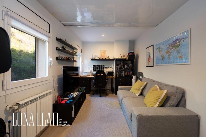 Foto d5b23a1a-d35f-49ed-b04a-3bbab8f74dae. Attico con parcheggio in les botigues de Sitges Sitges