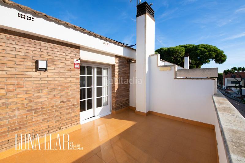 Foto f1c79141-973b-410b-8635-c428d736e959. Casa a schiera con riscaldamento parcheggio in La Pineda Castelldefels