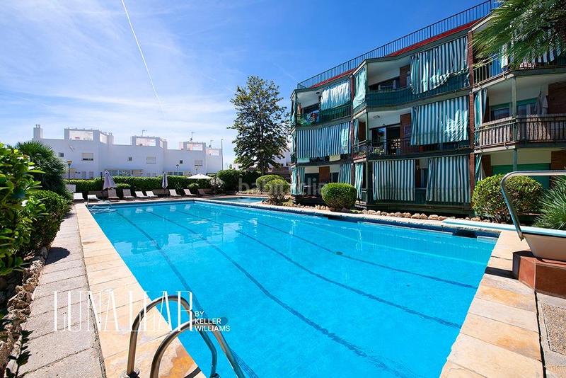 Foto d0ef1ee4-90b3-4b17-9287-61bf4a40bae3. Flat with heating parking pool in Bellamar Castelldefels