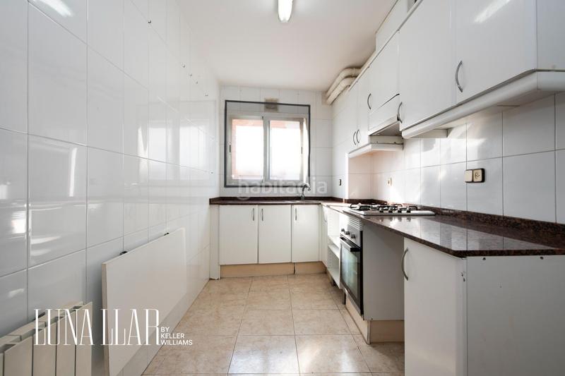 Foto b88193df-01e0-4512-8907-cca88ece9df6. Etagenwohnung mit parking in Centre Castelldefels