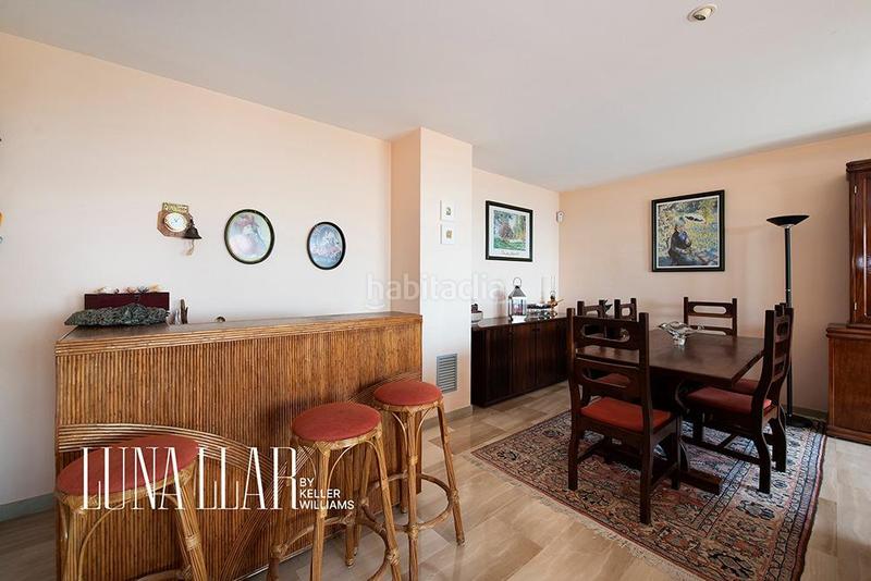 Foto 176062a3-14ea-47cd-b2e7-17167f2e0346. Àtic amb calefacció aparcament piscina a les botigues de Sitges Sitges