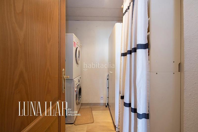 Foto 4f35926f-d509-42d9-80c5-b2a1ff15db90. Àtic amb calefacció aparcament piscina a les botigues de Sitges Sitges