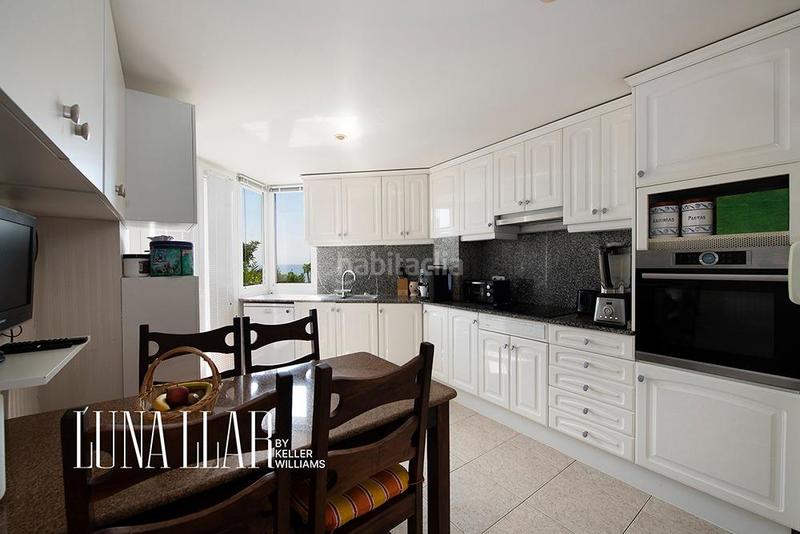 Foto 9bac06c7-acb7-4414-9e25-20d10a330706. Attico con riscaldamento parcheggio piscina in les botigues de Sitges Sitges