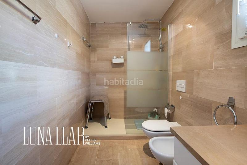 Foto d2efed6c-b74e-47a3-9e26-b90c933dbe11. Attico con riscaldamento parcheggio piscina in les botigues de Sitges Sitges