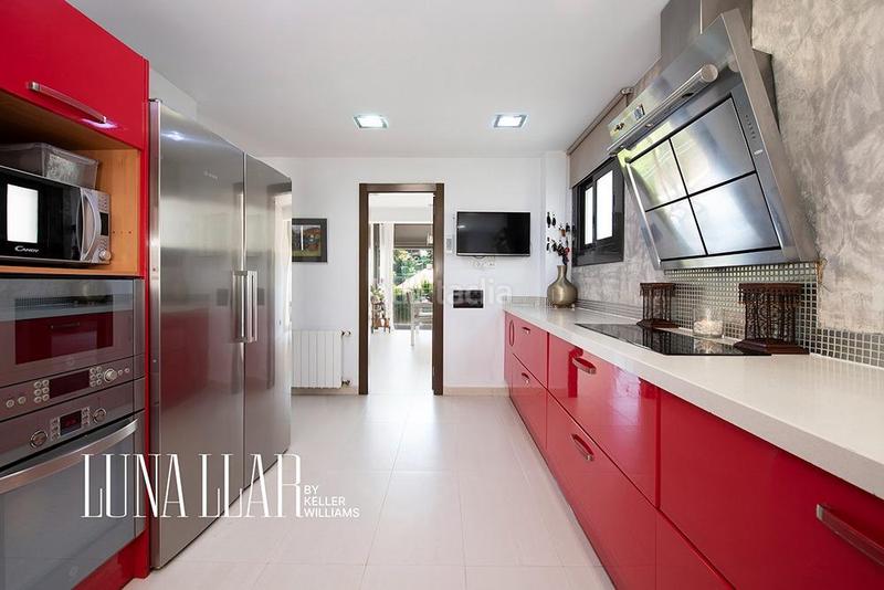 Foto 4241c927-9127-4ee9-9e8e-1043d23f9b6f. Maison avec chauffage parking piscine dans El Poal Castelldefels