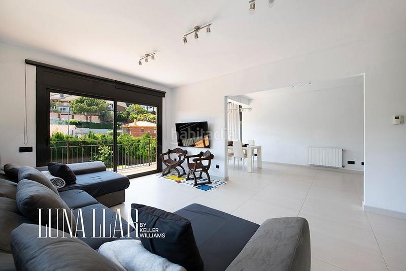 Foto a6e6a620-c574-43dd-8422-2c4b681b5590. Maison avec chauffage parking piscine dans El Poal Castelldefels