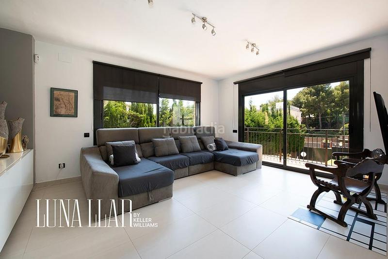 Foto bb290ed8-e90a-4fa6-8acc-e4add09ea72b. Maison avec chauffage parking piscine dans El Poal Castelldefels