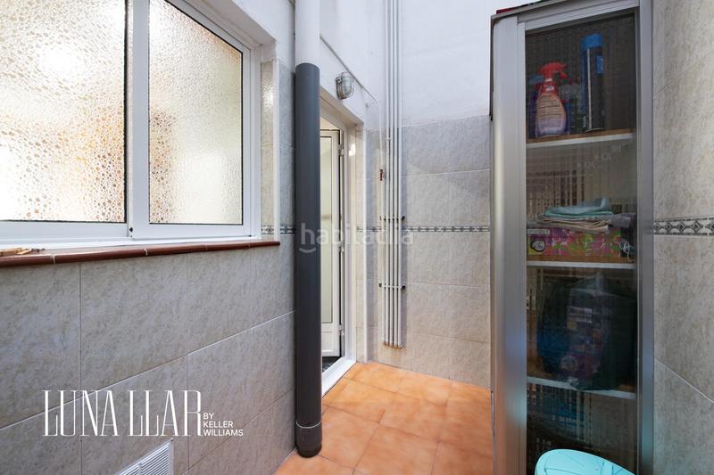 Foto dd76c706-9af4-4281-b346-e41dd07c7483. Ground floor in La Gavarra Cornellà de Llobregat