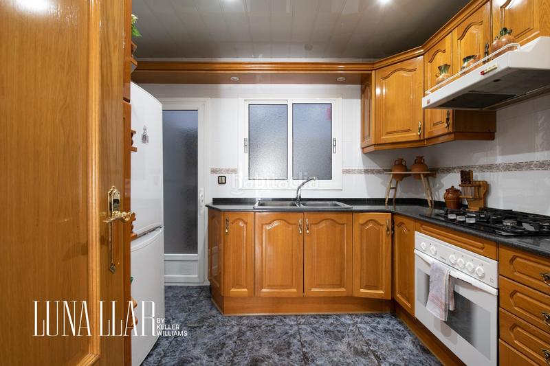 Foto b235bd0f-0d28-448e-a844-64ea8f53575d. Piano terra in La Gavarra Cornellà de Llobregat