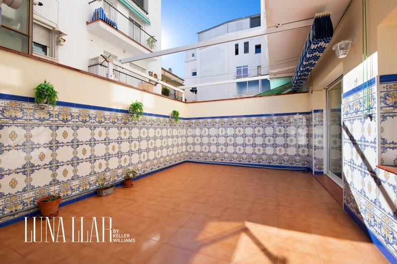 Foto 0895a7d0-702b-43c2-968c-eef9b3e17b5e. Planta baixa a La Gavarra Cornellà de Llobregat