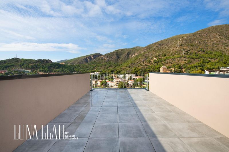 Foto 1d9b8242-4aa9-4a91-95b6-b79de66dce6d. Casa a El Poal Castelldefels