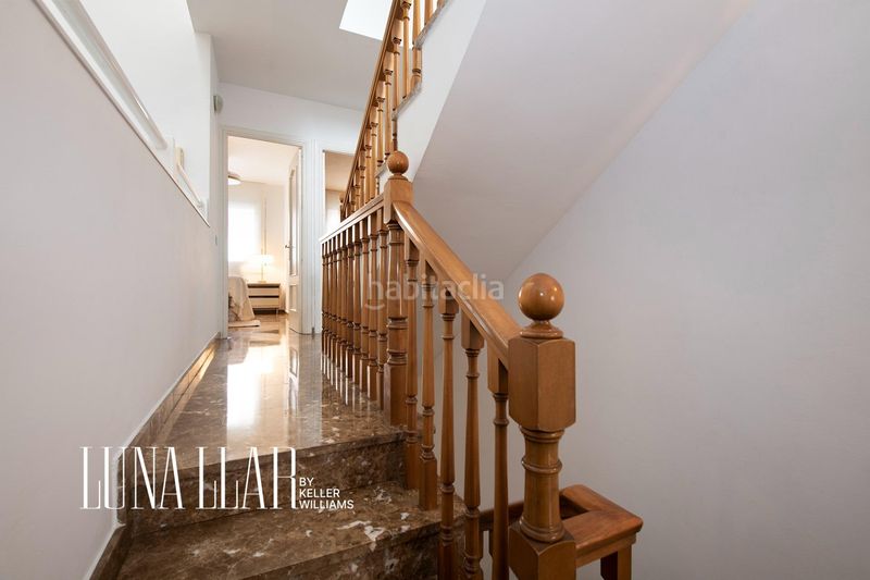 Foto 1d20302c-dd30-4009-94ad-460b9d6d612d. Casa adossada amb calefacció aparcament a Torrent Ballester Viladecans