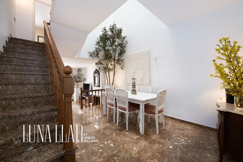 Foto 5f010200-98cd-4d1c-9280-7aedefbeb167. Casa adossada amb calefacció aparcament a Torrent Ballester Viladecans