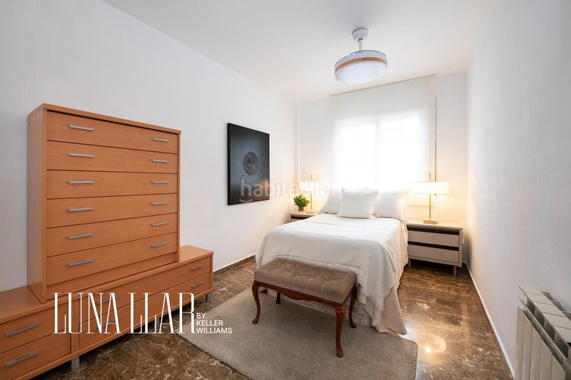 Foto 83bcd81c-5510-4e36-ae59-22675e3328c5. Casa adossada amb calefacció aparcament a Torrent Ballester Viladecans