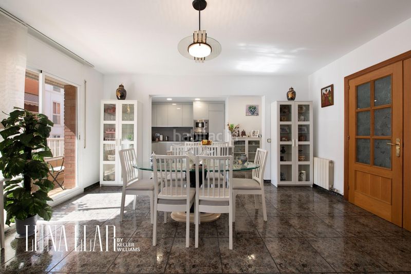 Foto 701bb15b-c56a-4d6e-b2bf-2e034b38571d. Pis a Centre Castelldefels