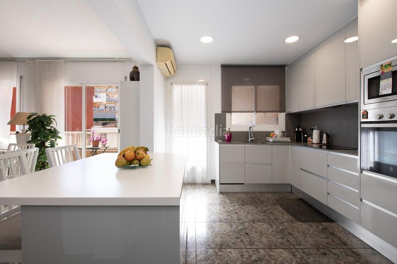 Foto ab1411fe-e743-4c8a-a85e-8aefbe73a64b. Pis a Centre Castelldefels