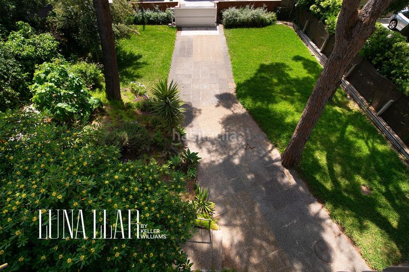 Foto 1049fbb7-e569-4560-abc7-3c4b177ac198. Casa amb aparcament a Bellamar Castelldefels