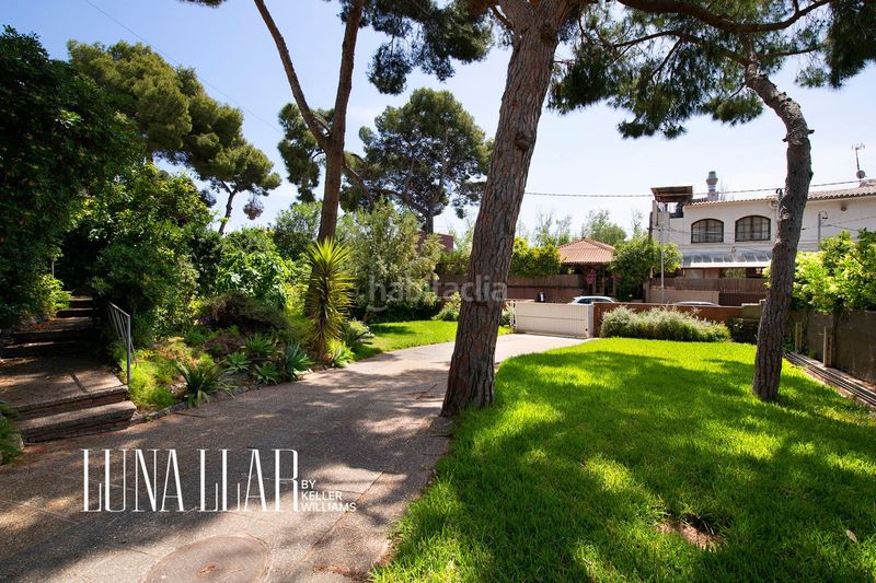 Foto 5143f78c-1ee5-48c0-b050-1e652654064a. Casa amb aparcament a Bellamar Castelldefels