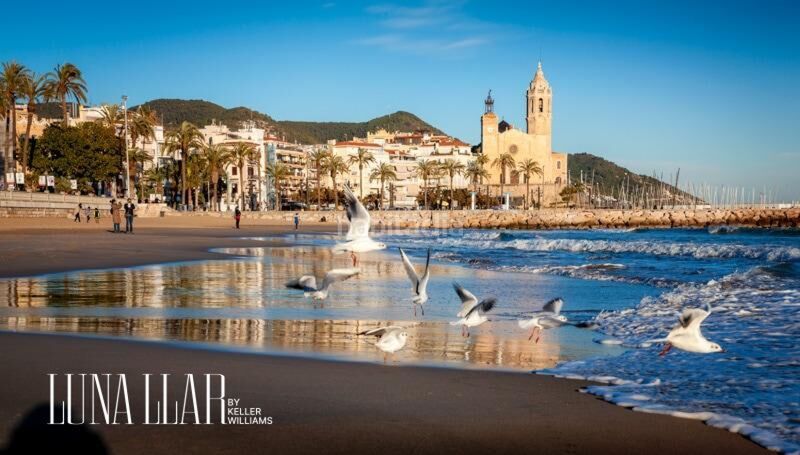 Foto 17b61b68-5e98-42bc-8264-075f4855c4aa. Casa amb calefacció aparcament a les botigues de Sitges Sitges